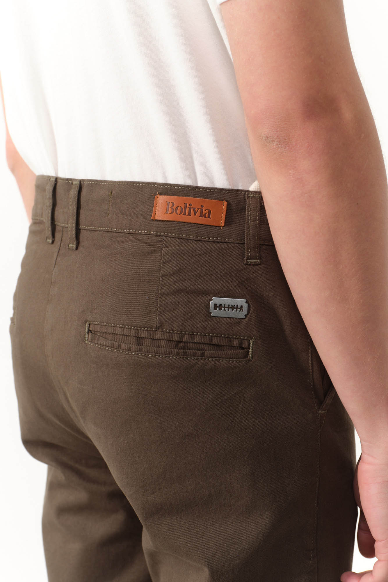 BC0060003-10 - PANTALÓN CHUPIN CHINO ZAVALIA