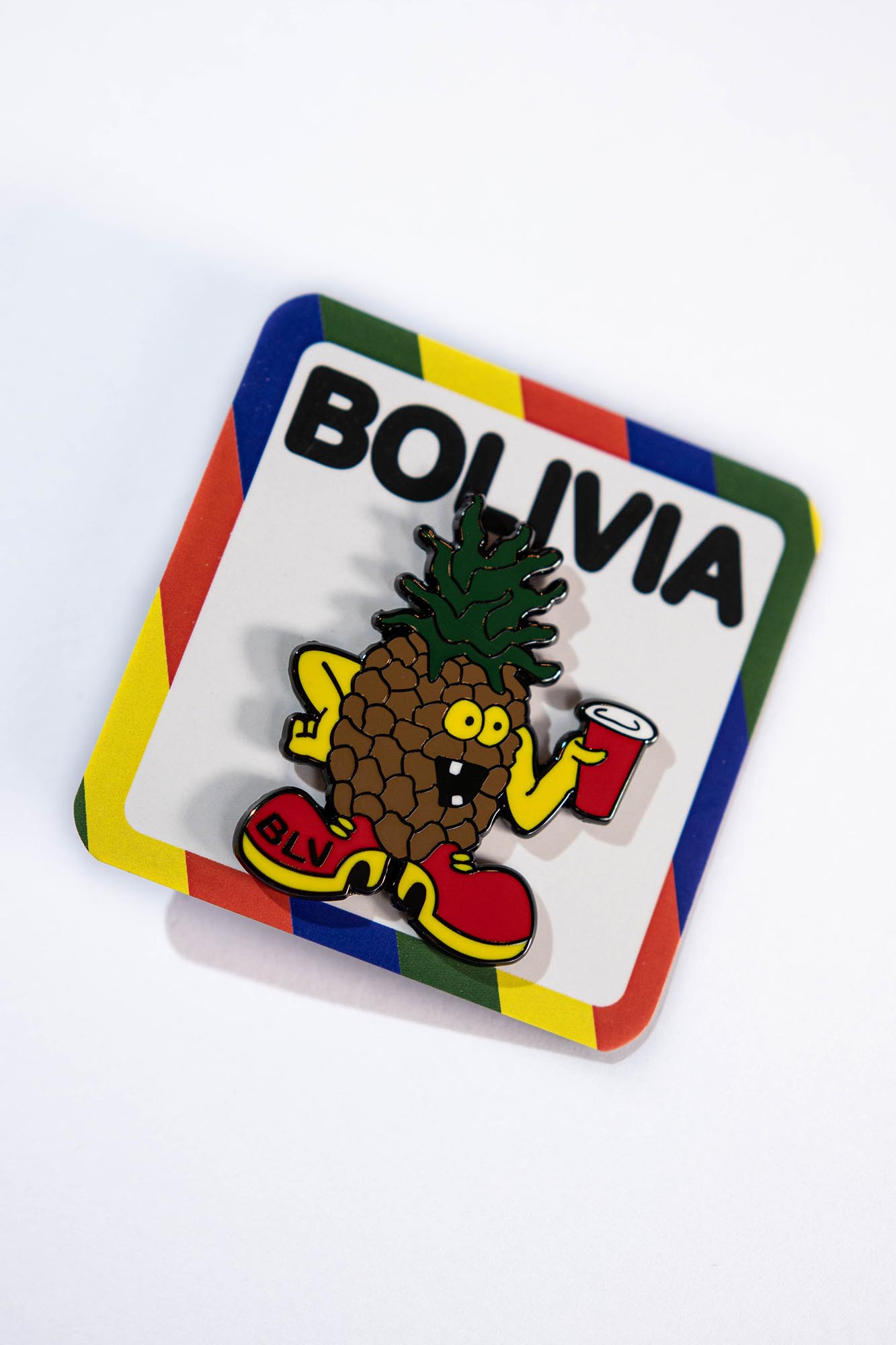 PIN PIÑA COLADA