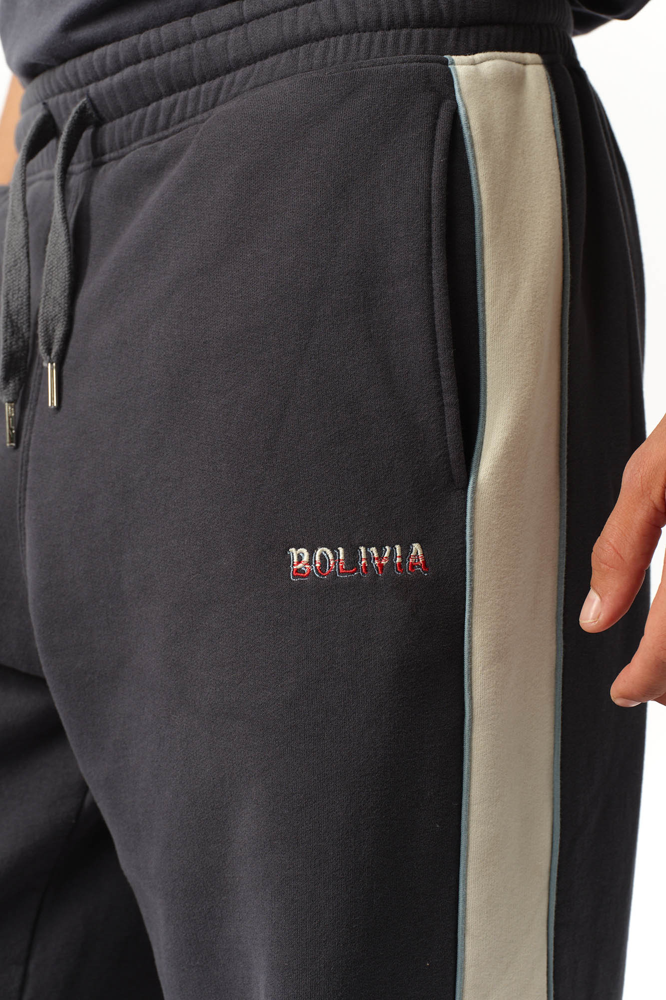 BW2543002-41 - JOGGING CARAYA