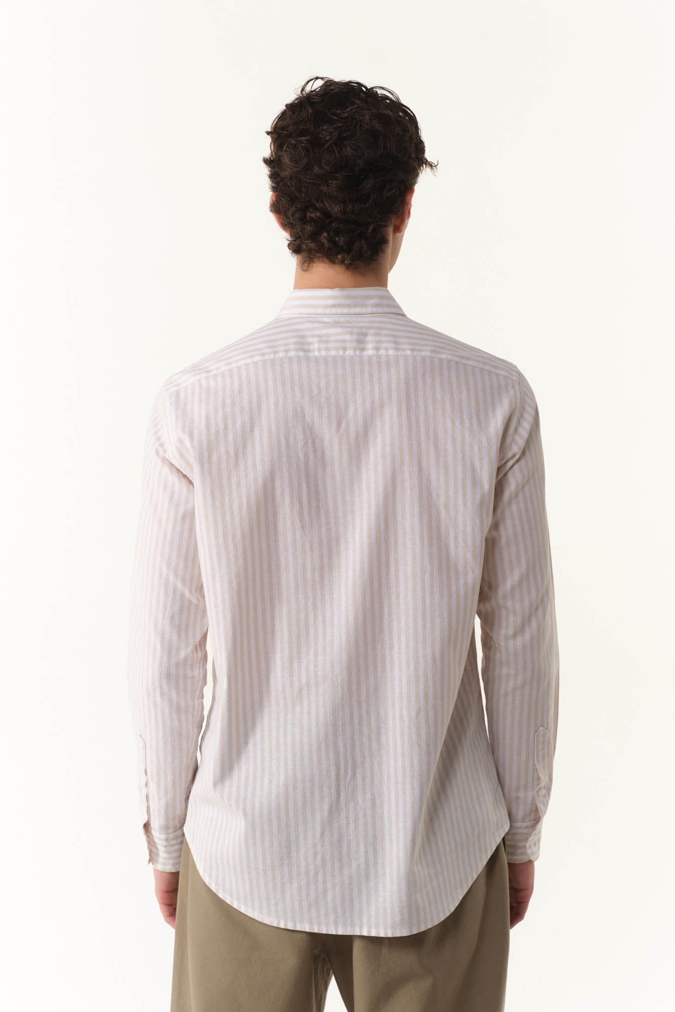 BS2611007-49 - CAMISA CLEOME