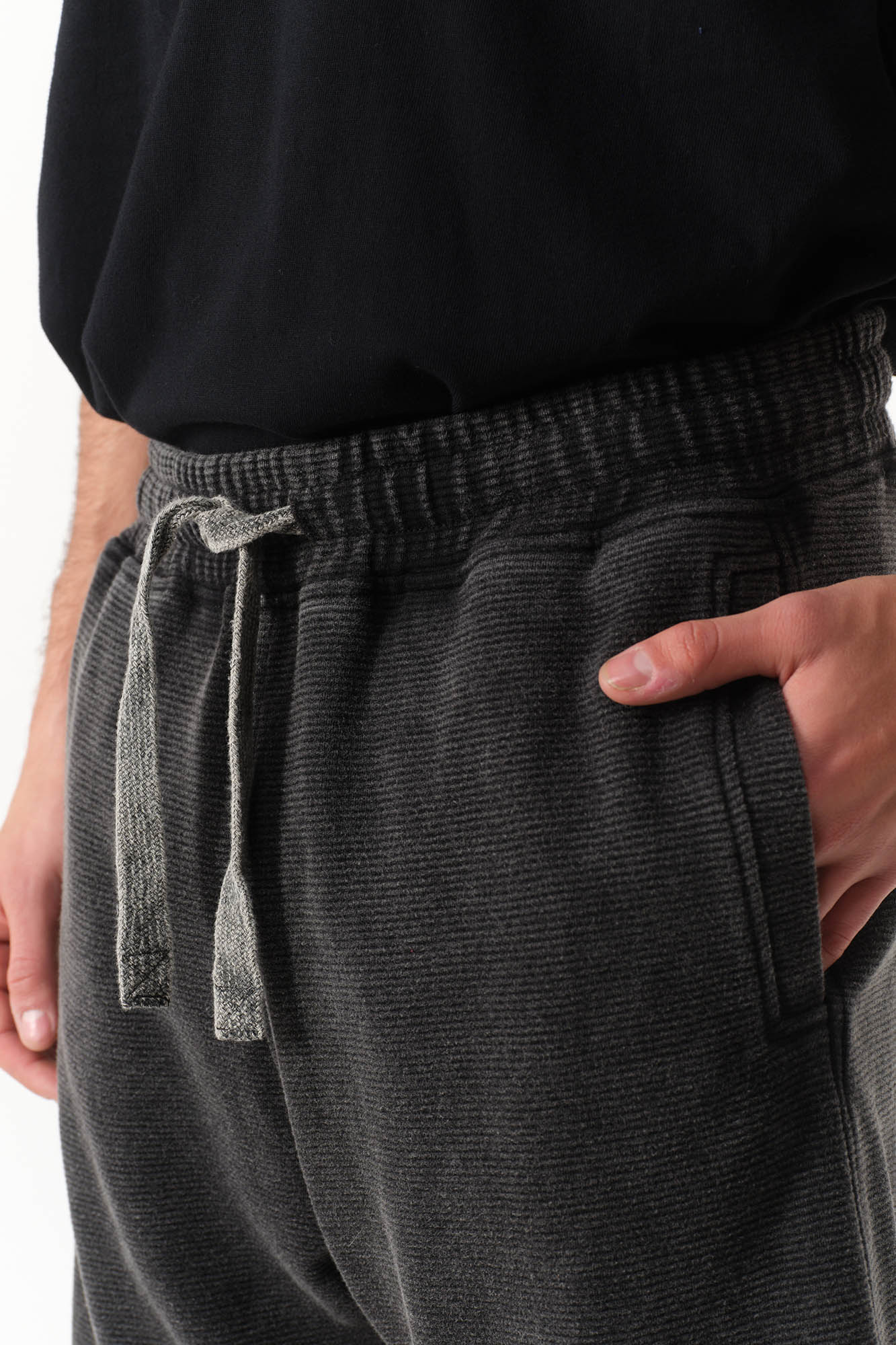 BS2645001-18 - BERMUDA OTTOMAN