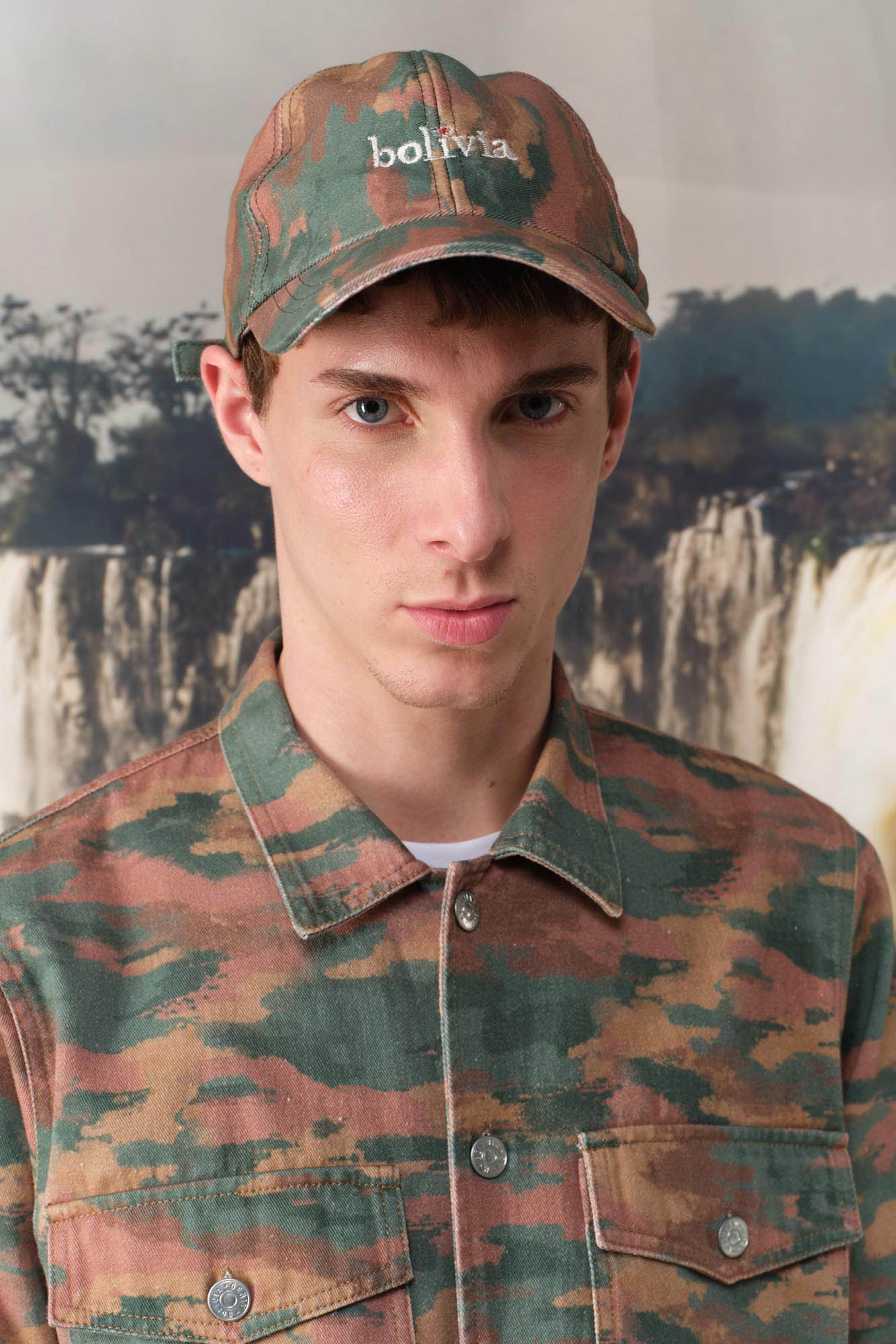 BS2695011-10 - GORRA CAMUFLADA