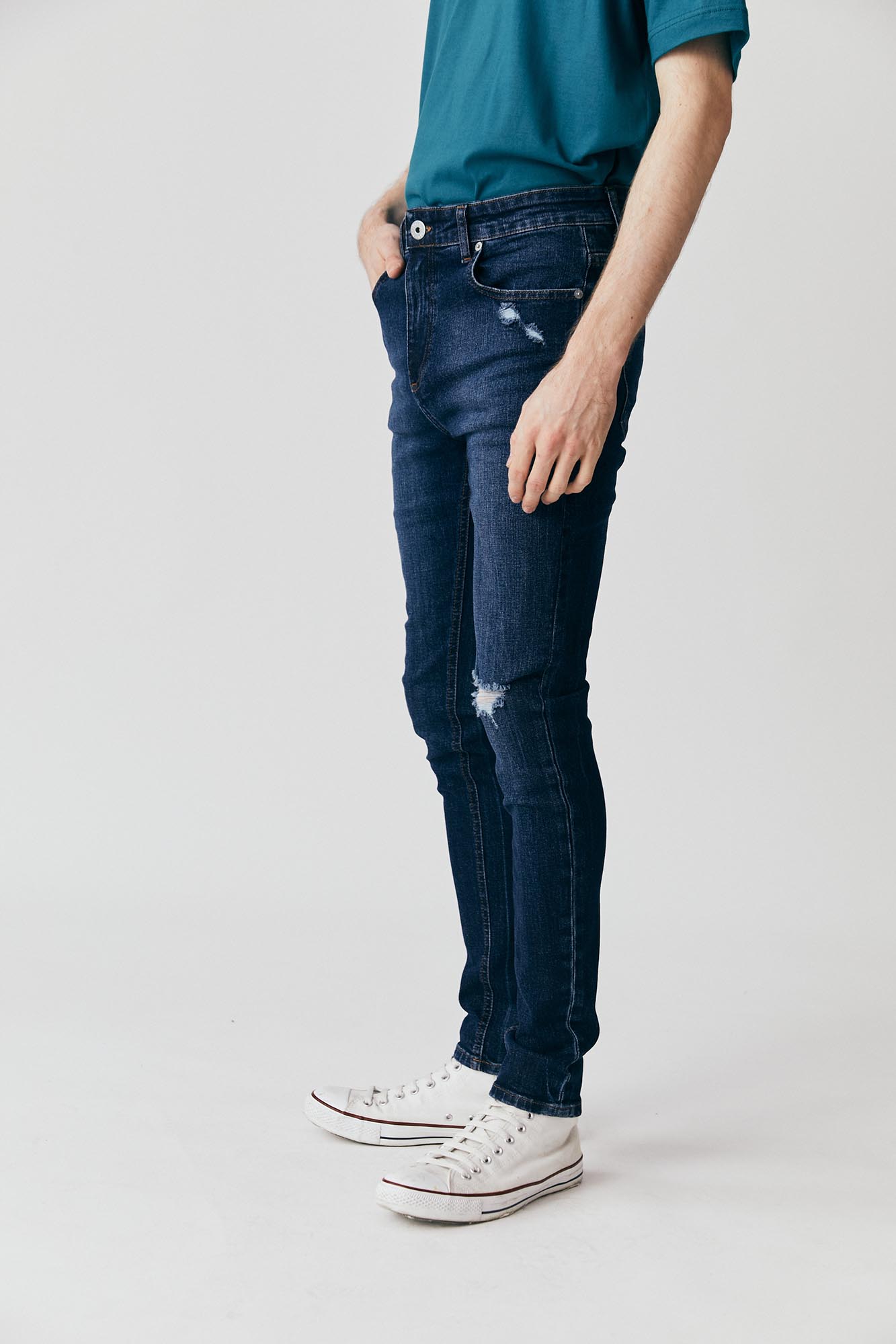 BS2460009-99 - JEAN PANTALÓN CHUPIN TORO PAOLO