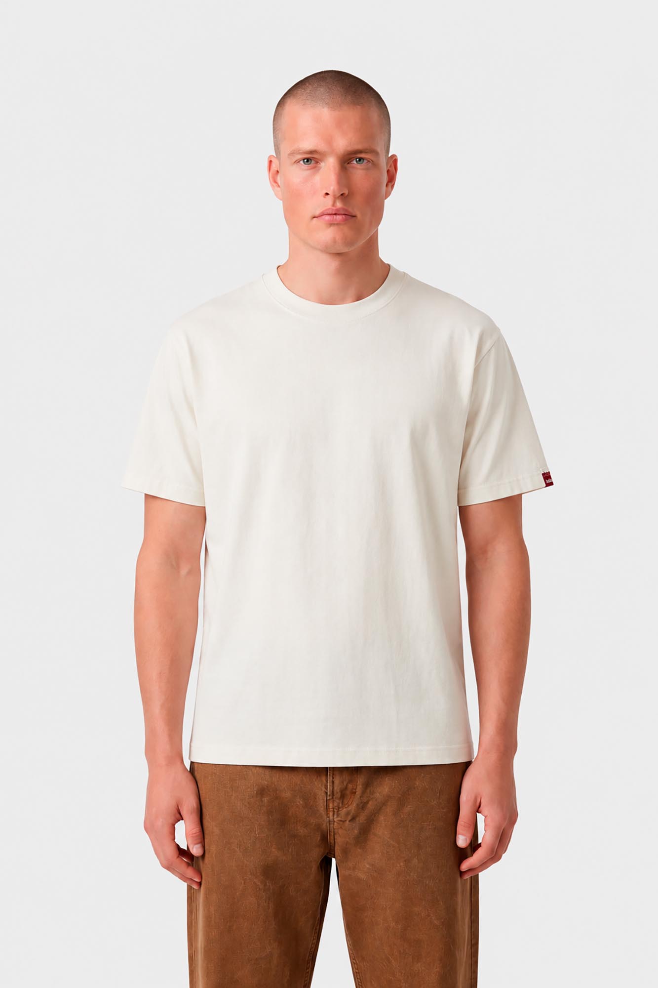 BW2600001-00 - REMERA SHELL